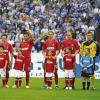 (swt)  Ein ganz besonderes Erlebnis hatten die U9-Junioren der Freien Turner Schweinfurt. Sie waren beim Fußball-Bundesliga-Spiel zwischen dem FC Schalke 04 und dem FC Köln (5:1) als Einlaufkinder in der mit über 60 000 Besuchern gefüllten Veltins-Arena. Der Besuch in Gelsenkirchen war der Hauptgewinn beim KIWI-Cup Mitte Juli in Bergrheinfeld. Die Schweinfurter Junioren liefen gemeinsam mit den Spielern des 1. FC Köln wie Michael Rensing, Martin Lanig oder Lukas Podolski ein. Außerdem gab es noch eine ausführliche Stadiontour mit Besuch auf der Pressetribüne und im Schalke-Museum. Weitere Bilder unter: www.ftschweinfurt.de