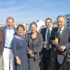 Zufrieden mit dem Wandel am Heuchelhof: (von links) Yvonne Beck vom städtischen Bauamt,  Siegfried Scheidereiter (Sozialreferat), Bürgermeisterin Marion Schäfer-Blake, Quartiersmanagerin Hermine Seelmann, Reiner Kosel und Roland Reinhart (beide Geschäftsführer der Würzburger Grundbesitz GmbH).