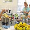Köstlichkeiten zubereitet: Alte fränkische und neue, exotische Rezepte, bereiteten 30 Teilnehmerinnen an einem Workshop im Amt für Landwirtschaft in Kitzingen zu. Im Mittelpunkt stand die Quitte, eine fast vergessene Kostbarkeit von erstaunlicher Vielfalt.