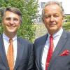 Martin Simons (links) löst Ulrich R. Hezel in der Geschäftsführung bei Düker GmbH & Co. KGaA in Karlstadt und Laufach ab. Der 60-Jährige leitete Düker seit 2002 und geht in den Ruhestand.