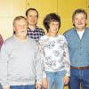 (ler)     Die stellvertretende BRK-Bereitschaftsleiterin des Ortsverbandes Kreuzwertheim, Margit Tschöp (links), hieß im BRK-Heim die Blutspenderin Lisa  Müller, die 75-mal spendete, Edmund Orth (25), Franz Birkholz (75), Guenther Oleynik (125) und ihren Gatten Winfried (75) willkommen. Nicht erschienen waren Katharina Schäfer (25), Anett Goeldner (25) und Joachim Ott (50). Bereitschaftsleiter Gerhard Heitmann (rechts) dankte allen für die Bereitschaft, Blut zu spenden und bat, doch junge Leute zum Blutspenden zu motivieren. Er verriet, dass Bestrebungen im Gange seien, das zulässige Alter auf 70 zu erhöhen, damit mehr Blut zur Verfügung stehe. In Kreuzwertheim wurden in diesem Jahr 900 Blutkonserven gesammelt. Der Landkreis Main-Spessart stehe 2011 in Bayern mit 13 000 Blutkonserven an fünfter Stelle. Der nächste Blutspendetermin in der Verbandsschule sei am 24. Januar 2012. Bürgermeister Horst Fuhrmann (Zweiter von rechts) bezeichnete das Blutspenden als Akt der Nächstenliebe und dankte auch Gerhard Heitmann und Margit Tschöp für ihren jahrelangen Einsatz. Zusammen mit den beiden überreichte er Urkunden, Ehrennadeln und ein Präsent.