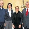 Praxiseröffnung in Schondra: Die beiden Allgemeinmedizinerinnen Jarmila Mahlmeister (Zweite von links) und Anita Conze mit Pfarrer Armin Haas und Bürgermeister Bernold Martin (rechts).