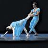 (jsch)   Die Akademie Würth präsentiert am Sonntag, 4. Dezember, um 11 Uhr eine Ballett-Matinee in der Stadthalle Künzelsau. Veranstalter ist die Tanzstiftung Birgit Keil in Kooperation mit der Akademie des Tanzes und der Stadt Künzelsau. Die Gäste erleben, wie junge individuelle Persönlichkeiten mit Energie, Hingabe, Ausstrahlung und großer Begeisterung sich in einem berührenden und mitreisenden Programm präsentieren. Darf man von Kontinuität, ja von einer schönen Tradition sprechen? Jedes Jahr präsentieren sich die Studierenden der Akademie des Tanzes Mannheim mit einem neuen, vielseitigen Programm. Aus aller Herren Länder stammen die jungen Künstler und eine beachtliche Anzahl derer, die in der Vergangenheit in der Stadthalle Künzelsau auftraten, tanzen heute in bedeutenden Kompanien im In- und Ausland. Karten gibt es bei Tabak-Brückbauer in Künzelsau unter  (0 79 40) 27 21. Für Kinder bis zehn Jahre gelten ermäßigte Eintrittspreise.