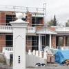 Unvollendete Villa: Die Fertigstellung der seit 2009 halbfertigen Villa wird noch etwas dauern. Der entsprechende Genehmigungsantrag ist noch nicht vollständig und wird dann vom Bau- und Ordnungsausschuss behandelt.