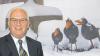 Feiert an diesem Dienstag 60.: Peter Stichler ist mit Leib und Seele Bürgermeister in Höchberg. Symbolfigur der Gemeinde ist der Krack. Foto: C. Puls