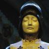 Jeanne-Statue in der Kathedrale von Reims.