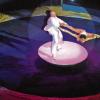 (kör)   Der traditionsreiche Circus Carl Busch kommt heuer bereits zum neunten Mal nach Schweinfurt und präsentiert vom 25. Dezember bis zum 8. Januar sein Weihnachtsprogramm. Versprochen werden den Besuchern waghalsige Hochseilartisten, Jongleure, Clowns, rasante Rollschuhartisten, Künstler an der hohen Perche, edle Pferde, starke Elefanten, Kamele, Lamas und weitere Attraktionen. Die Premiere ist im gut beheizten Zelt am ersten Weihnachtsfeiertag um 20 Uhr auf dem Volksfestplatz. Weitere Vorstellungen gibt es von Montag bis Samstag jeweils um 15 und um 20 Uhr, sonn- und feiertags um 15 und 18 Uhr und am Sonntag, 8. Januar, um 11 und um 15 Uhr. Kartenvorverkauf unter anderem im Schweinfurter Tagblatt, Schultesstraße 19a, und in allen Geschäftsstellen der Main-Post.