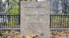 Gedenkstein: Am Kleinen Wannsee schieden Heinrich von Kleist und seine Freundin freiwillig aus dem Leben. Der Ort wurde zum Todestag des Dichters neu gestaltet.
