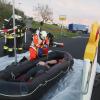 Gefahrgutübung am Forster WEg: Über  100 Feuerwehrleute, THW-Spezialisten, DLRG-Aktiven und Rotkreuzlern probten den Ernstfall.