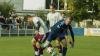 Der Torschütze zum 1:0 für Bad Königshofen gegen Herbstadt in der 1. Minute Niklas Dömmling setzt sich in dieser Szene gegen zwei Herbstädter durch.