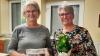 Hiltrud Altenhöfer vom Leitungsteam der KAB-Hausen (links) und Referentin Gaby Walter.