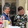Hohe Ehrung für Maria Bleß (links) und Carola Lehrieder (Mitte) für mehr als 20 Jahre ehrenamtliche Tätigkeit in der Bücherei Gaukönigshofen. Elias Huisl, Leiter der Büchereifachstelle Würzburg, überreicht die Ehrenzeichen in Gold des Michaelbundes. Hohe Ehrung für Maria Bleß (links) und Carola Lehrieder (Mitte) für mehr als 20 Jahre ehrenamtliche Tätigkeit in der Bücherei Gaukönigshofen. Elias Huisl, Leiter der Büchereifachstelle Würzburg, überreicht die Ehrenzeichen in Gold des Michaelbundes.