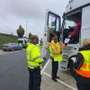 Am Rasthof Riedener Wald kontrollierten 35 Mitarbeiter und Mitarbeiterinnen des Zolls in Schweinfurt Fahrer und Fahrerinnen von Lkw.
