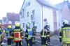 Die Rettung von Personen aus einem brennenden Haus über Steckleitern zählt zu den Herausforderungen bei einer Feuerwehr-Großübung in Oberleinach.