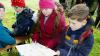 Im "Waldtagebuch" können die Grundschüler ihr Wissen festhalten. Im "Waldtagebuch" können die Grundschüler ihr Wissen festhalten.