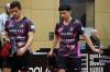 Enttäuscht schlichen Martin Allegro (links) und Jin Ueda (rechts) vom TSV Bad Königshofen nach ihrer Niederlage im Doppel gegen den ASC Grünwettersbach zur TSV-Box zurück. Enttäuscht schlichen Martin Allegro (links) und Jin Ueda (rechts) vom TSV Bad Königshofen nach ihrer Niederlage im Doppel gegen den ASC Grünwettersbach zur TSV-Box zurück.