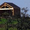 Herrliche Ausblicke: Ein buntes Programm ist am Sonntag beim „Panoramatag“ am WeinSteiger-Wanderweg mit seinen drei neuen Aussichts- und Unterstandshütten geboten. Zu guter Letzt ist jetzt auch der Weinpavillon auf der Anhöhe in der Nähe der Gertraudiskapelle oberhalb des Aussiedlerhofes der Familie Braun fertig geworden (Foto).
