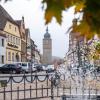 Weniger Autos, frisches Grün: In Ebern wird über die Umgestaltung des Marktplatzes diskutiert, der ein "Ort für alle" werden soll.