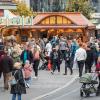 Tausende Menschen strömen am Mantelsonntag 27.10.24 in die Würzburger Innenstadt zum Shoppen.