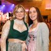 Zahlreiche Feierlustige besuchen am Samstag 26.10.24 das Gambacher Weinfest.