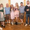 Zahlreiche Feierlustige besuchen am Samstag 26.10.24 das Gambacher Weinfest.