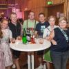 Zahlreiche Feierlustige besuchen am Samstag 26.10.24 das Gambacher Weinfest.