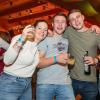 Zahlreiche Feierlustige besuchen am Samstag 26.10.24 das Gambacher Weinfest.