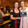 Zahlreiche Feierlustige besuchen am Samstag 26.10.24 das Gambacher Weinfest.
