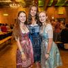 Zahlreiche Feierlustige besuchen am Samstag 26.10.24 das Gambacher Weinfest.