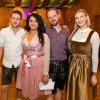 Zahlreiche Feierlustige besuchen am Samstag 26.10.24 das Gambacher Weinfest.