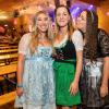 Zahlreiche Feierlustige besuchen am Samstag 26.10.24 das Gambacher Weinfest.