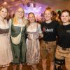 Zahlreiche Feierlustige besuchen am Samstag 26.10.24 das Gambacher Weinfest.