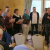 Die Obervolkacher "Lerchen" mit der Ersten Vorsitzenden des Heimatvereins Volkacher Mainschleife Dr. Ute Feuerbach. Die Obervolkacher "Lerchen" mit der Ersten Vorsitzenden des Heimatvereins Volkacher Mainschleife Dr. Ute Feuerbach.