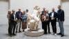 Sieger und Silvaner (v.l.): Ingrid und Clemens Fröhlich, Thomas Hammerich (Bürgerspital), Jacqueline und Philip Fröhlich, Florian Knauß (Leiter Glyptothek), Manuela und Matthias Stumpf, Patrick Braun und Kunstminister Markus Blume (CSU) mit dem "Barberinischen Faun". Sieger und Silvaner (v.l.): Ingrid und Clemens Fröhlich, Thomas Hammerich (Bürgerspital), Jacqueline und Philip Fröhlich, Florian Knauß (Leiter Glyptothek), Manuela und Matthias Stumpf, Patrick Braun und Kunstminister Markus Blume (CSU) mit dem "Barberinischen Faun".