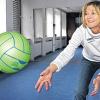 Hilfe gegen die Sucht: Auch mit Sport und Fitnesstraining (im Bild Therapeutin Susann Wieser) werden die Patienten begleitet.