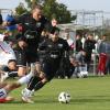 Umkämpft ging es zu: Julian Hiller und Niklas Purucker (vlnr, beide Eibelstadt) werfen gegen Daniel Bernard (Sommerhausen) alles rein.