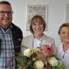 Bürgermeister Alexander Bergmann (von links) beglückwünschte Psychotherapeutin Lena Herrmann zur Eröffnung ihrer neuen Praxis. Kollegin Dr. Sabine Leucht freut sich über ihre neue Kollegin.