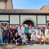 Deutsche und italienische Jugendliche mit ihren Betreuern, 2. Bürgermeister Helmut Heimrich, Bürgermeister Oliver Schulze.