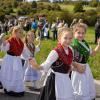 Großartige Stimmmung beim Weisbacher Oktoberfest. Nach dem Festzug wurden auf dem Sportplatz noch getanzt.