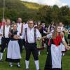 Großartige Stimmmung beim Weisbacher Oktoberfest. Nach dem Festzug wurden auf dem Sportplatz noch getanzt.