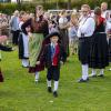 Großartige Stimmmung beim Weisbacher Oktoberfest. Nach dem Festzug wurden auf dem Sportplatz noch getanzt.