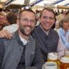 Großartige Stimmmung beim Weisbacher Oktoberfest. Nach dem Festzug wurden auf dem Sportplatz noch getanzt.