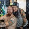 Viele Aussteller und Besucher trafen sich am Samstag bei der Tattoo und Art Convention in der Sennfelder Frankenhalle. Die Möglichkeit sich tätowieren zu lassen wurde gut genutzt.