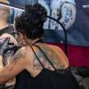 Viele Aussteller und Besucher trafen sich am Samstag bei der Tattoo und Art Convention in der Sennfelder Frankenhalle. Die Möglichkeit sich tätowieren zu lassen wurde gut genutzt.