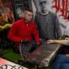 Viele Aussteller und Besucher trafen sich am Samstag bei der Tattoo und Art Convention in der Sennfelder Frankenhalle. Die Möglichkeit sich tätowieren zu lassen wurde gut genutzt.