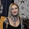 Viele Aussteller und Besucher trafen sich am Samstag bei der Tattoo und Art Convention in der Sennfelder Frankenhalle. Die Möglichkeit sich tätowieren zu lassen wurde gut genutzt.