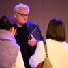 Zahlreiche Menschen besuchen am Sonntag (22.09.24) das Theaterfest am Mainfranken Theater in Würzburg. Das Theaterfest bietet allen kleinen und großen Gästen ein vielfältiges Programm, darunter verschiedene Workshops mit Ensemblemitgliedern und Blicke hinter die Kulissen sowie Premierenmatineen der Produktionen, Maria Stuart, In den Alpen und Medea.