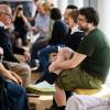 Speed-Dating: Schauspielerinnen und Schauspieler stehen am Sonntag (22.09.24) beim Theaterfest am Mainfranken Theater in Würzburg für kurze, persönliche Fragerunden zur Verfügung. Das Theaterfest bietet allen kleinen und großen Gästen ein vielfältiges Programm, darunter verschiedene Workshops mit Ensemblemitgliedern und Blicke hinter die Kulissen sowie Premierenmatineen der Produktionen, Maria Stuart, In den Alpen und Medea.