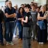 Tina Landgraf gewährt am Sonntag (22.09.24) bei der Backstage-Führung beim Theaterfest am Mainfranken Theater in Würzburg interessante Blicke hinter die Kulissen. Das Theaterfest bietet allen kleinen und großen Gästen ein vielfältiges Programm, darunter verschiedene Workshops mit Ensemblemitgliedern und Blicke hinter die Kulissen sowie Premierenmatineen der Produktionen, Maria Stuart, In den Alpen und Medea.