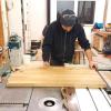 Möbel, Treppen oder Wandverkleidungen baute Steffen Reuscher in seiner Werkstatt selbst. Möbel, Treppen oder Wandverkleidungen baute Steffen Reuscher in seiner Werkstatt selbst.